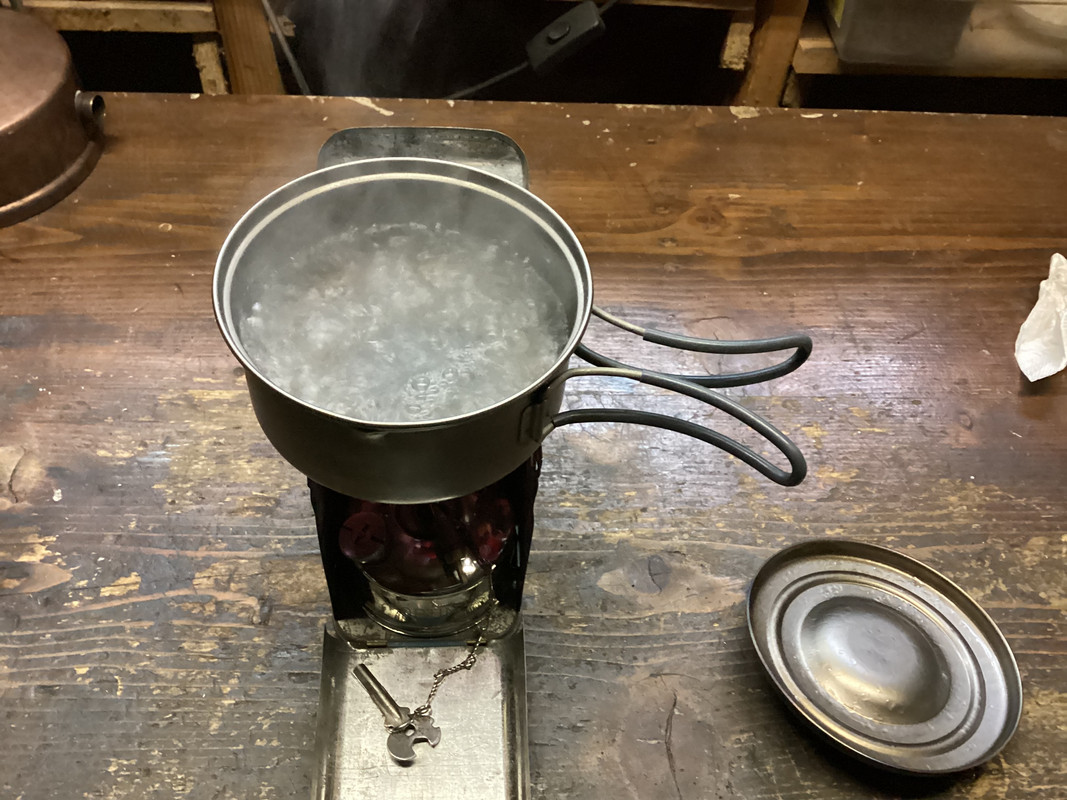 AAD11953-7E47-4D59-916A-2C96B599E599