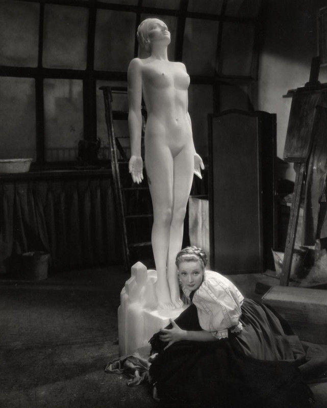 Marlene_Dietrich_c10