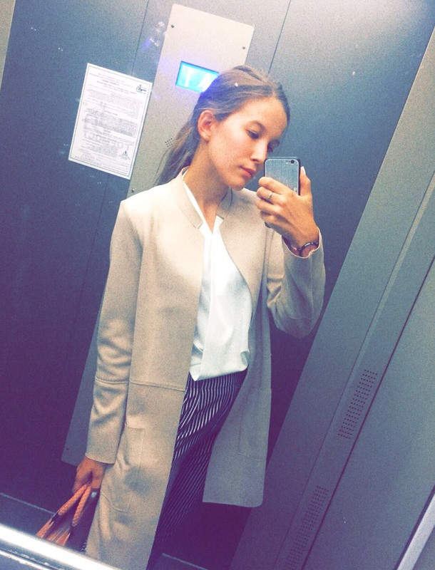 EF387F14-E466-497A-9AD4-98F5014B9EBA