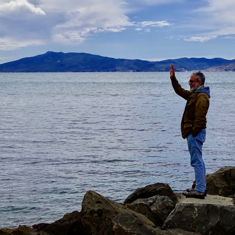 Saluti da uno scoglio dell'Argentario