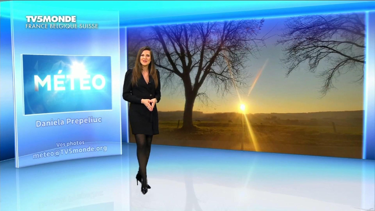 Daniela Prepeliuc 291120.mp4_snapshot_00.01_[2020.11.29_18.49.59]