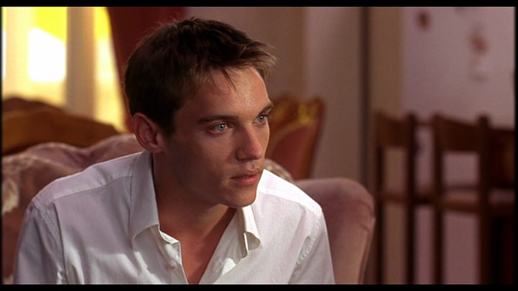 vlcsnap-2017-05-02-20h35m38s816