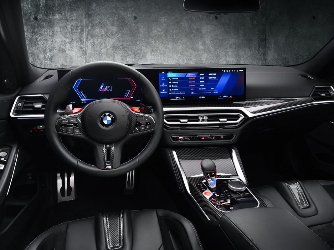 P90468282_highRes_the-first-ever-bmw-m