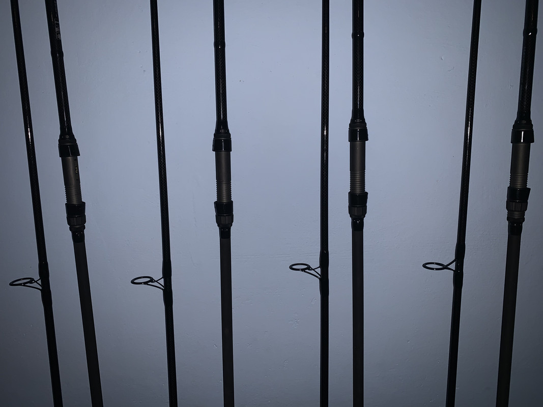 E6864E5F-AB86-4BFE-B7E8-DA295A39D0F2