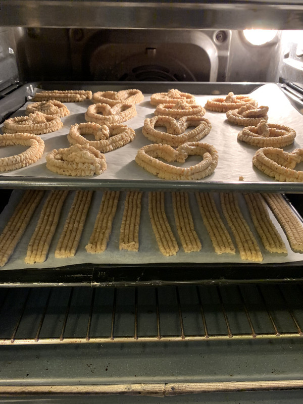 A121244E-9A09-4F2E-8DF1-D17B5135A8B9