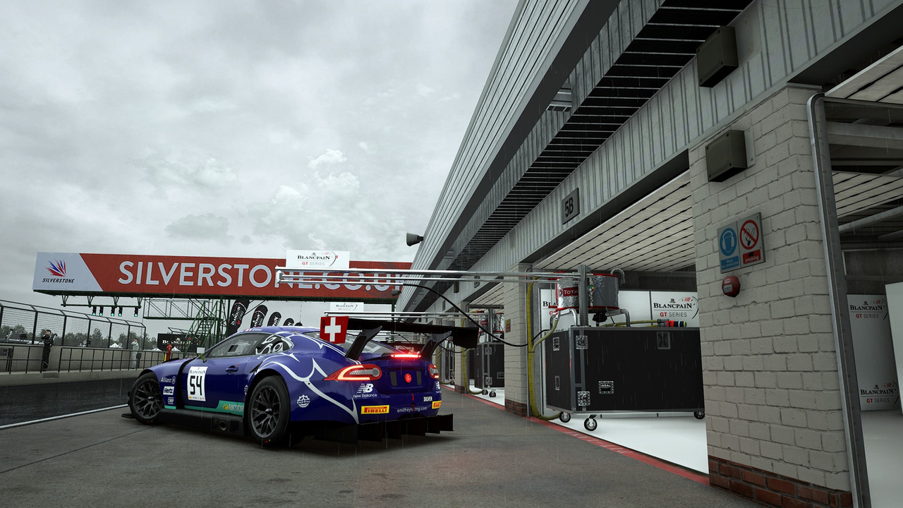 Silverstone (2)