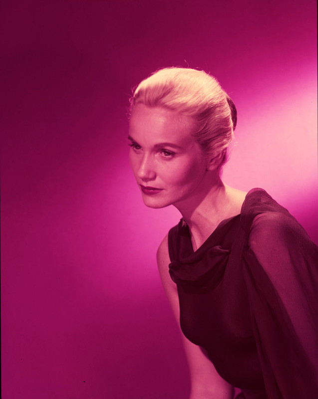 Eva_Marie_Saint_b27