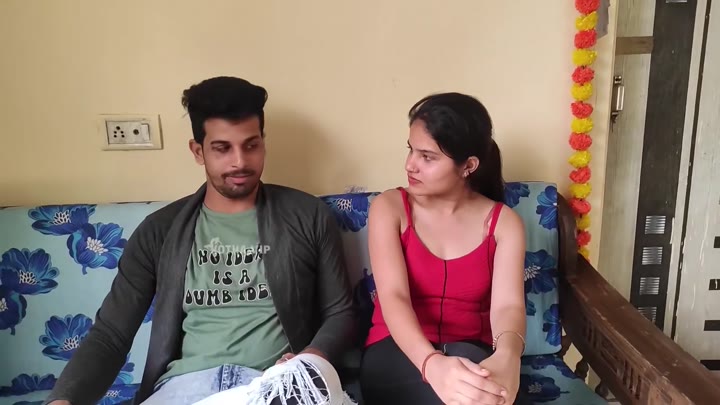 Dost ki gf ko room par la kar pela full video