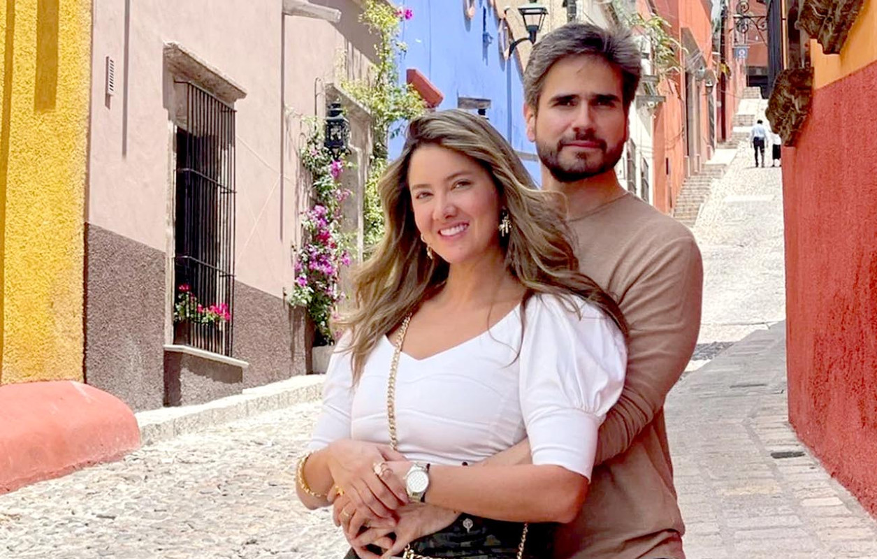 Daniel Arenas está feliz con su novia Daniella Álvarez, se aleja de las redes