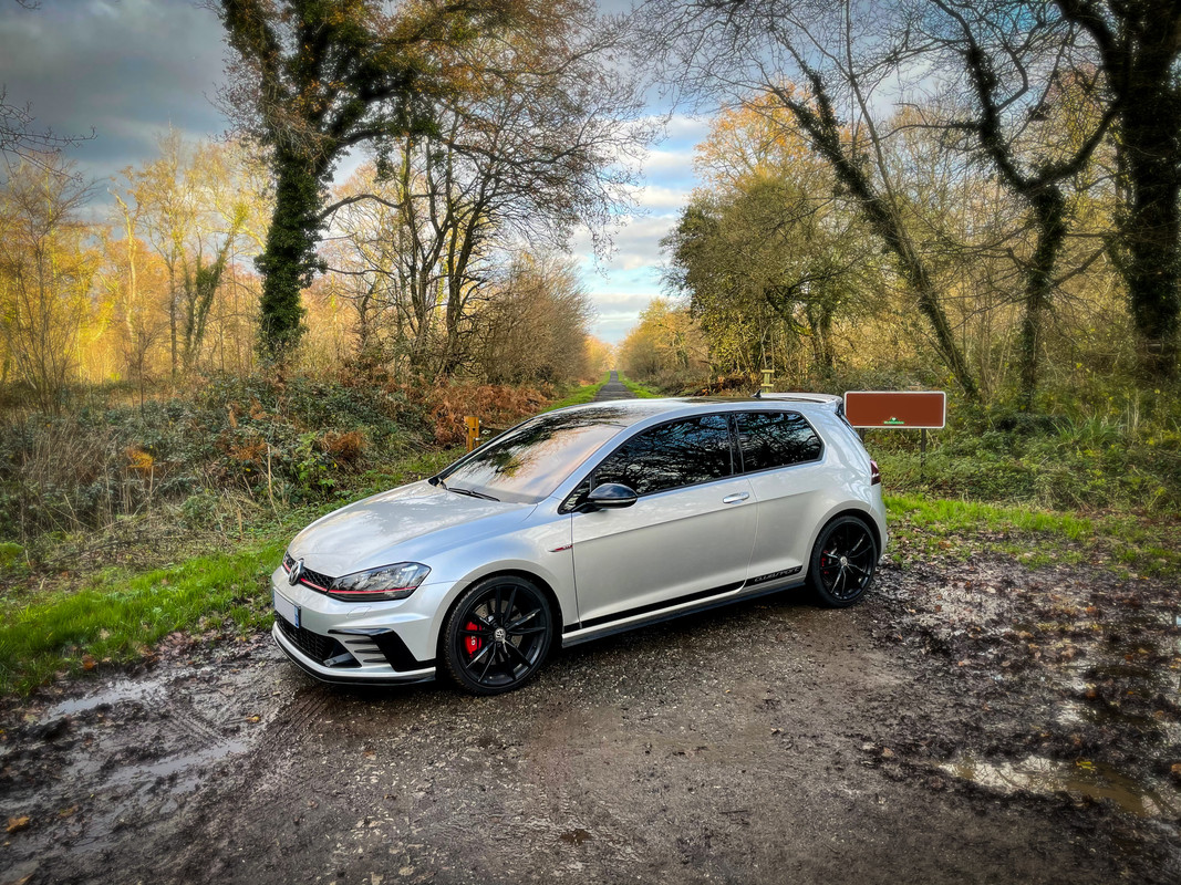 4A52CF86-0CA7-42B3-A926-531AC54CFEC2