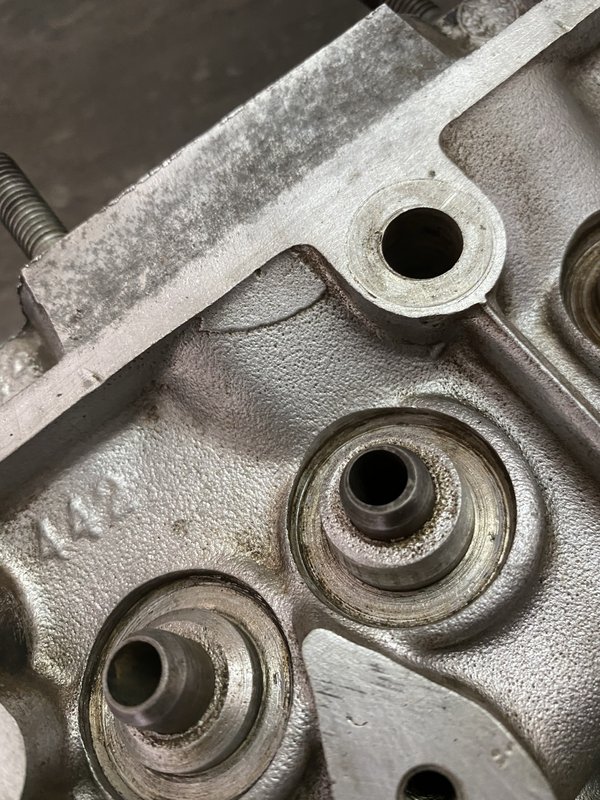 DC8B0184-20C0-4DFE-8985-6F452B96CE85