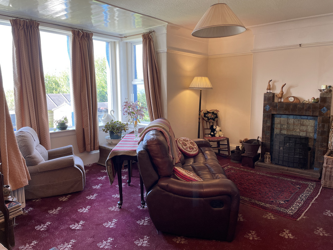 7E633C8B-8E3B-444F-B341-7490768ED988