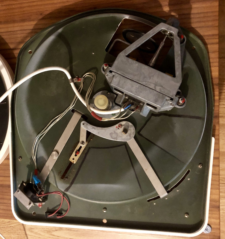 D174DD5B-2349-4D09-9F25-6193098013D3