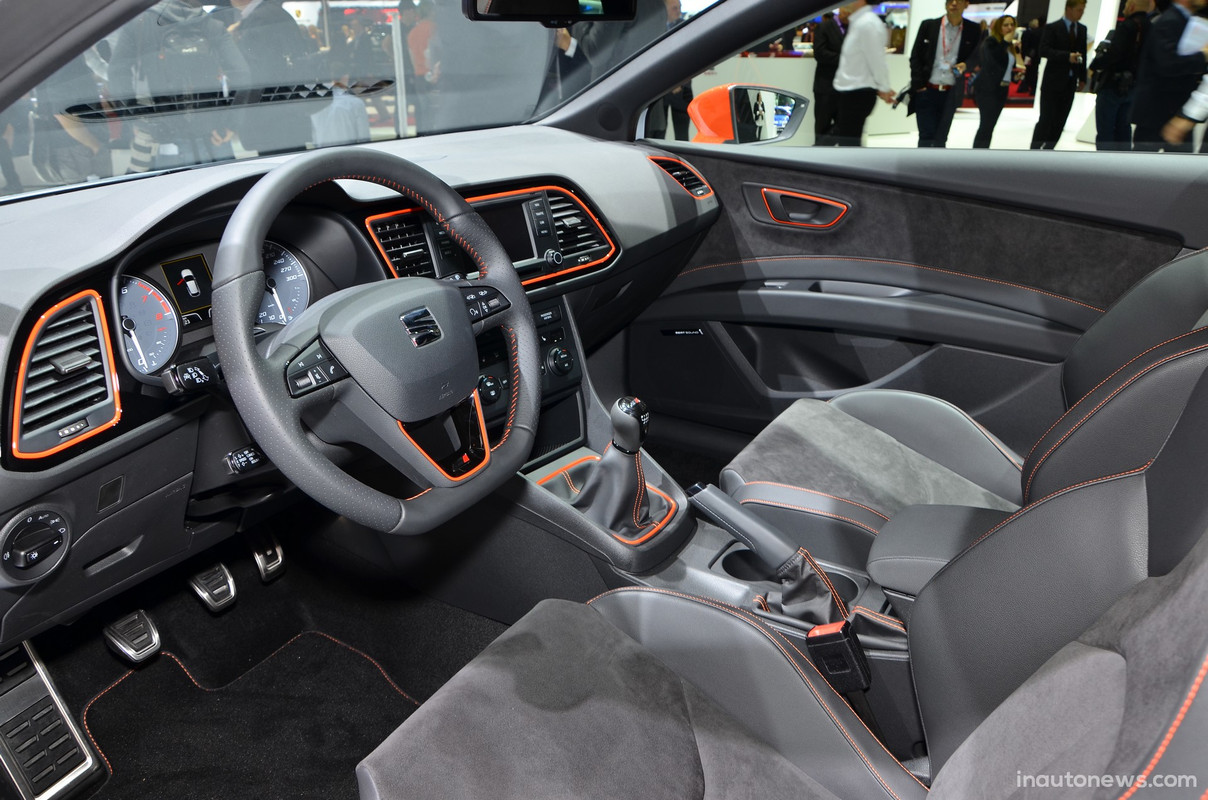 leon-cupra-Live-Geneva-2014-10