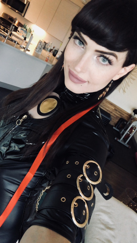 Натали-Марс-Bayonetta-Игры-cosplay-4561356