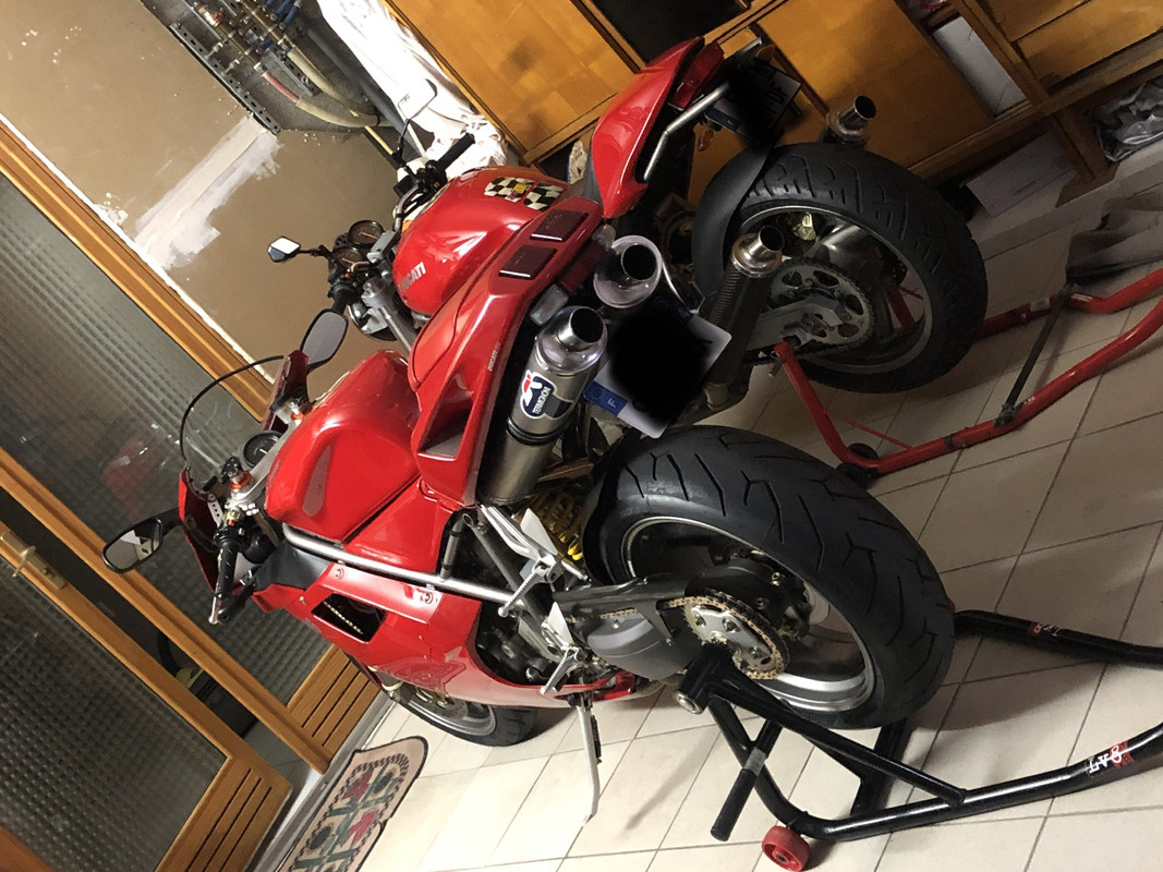 69B06527-186B-4FD2-9AE8-E3FA7030ABE6