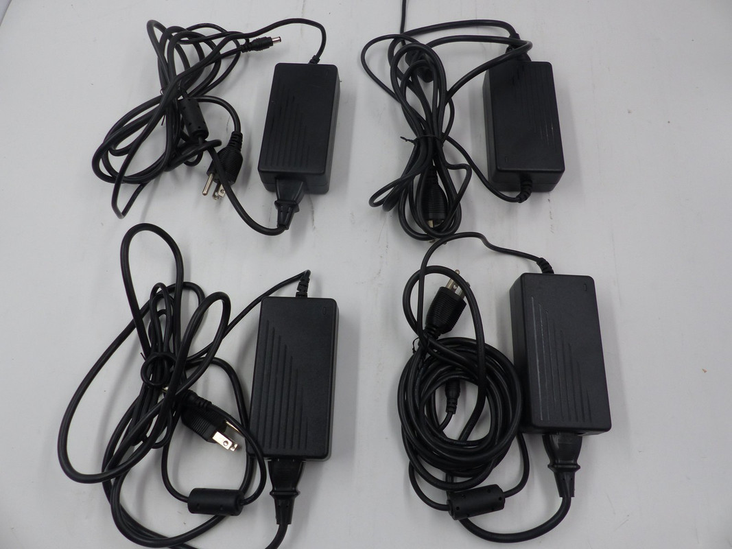 LOT OF 4 EDAC EA10521D-090 AC ADAPTER 12V 4.16A POWER SUPPLIES WITH CORDS