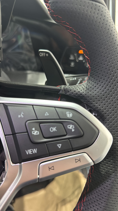 C8573B5A-AFF9-4B5E-ACD8-49E890E61036