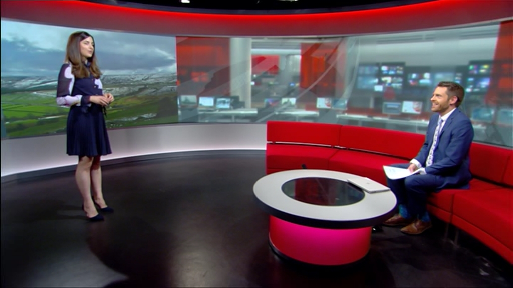 04.01 - 13.30.00 - BBC London News. The latest news, sport and weathe....ts_snapshot_15.32.371