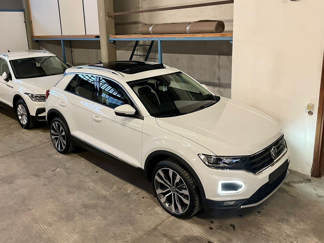 B5756414-F557-4F8A-BA6D-6D87CA8B02EB