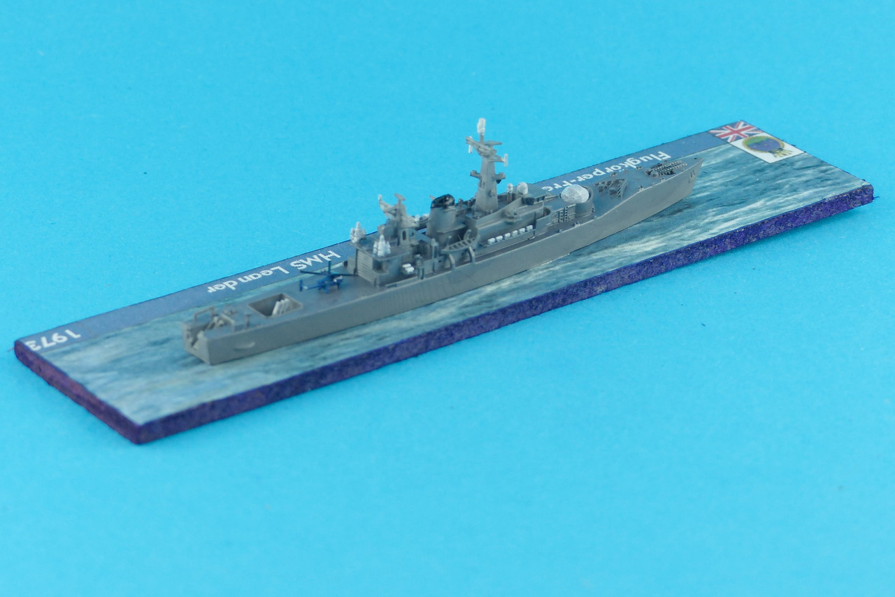 03 Mo MF099 a HMS Leander 1973 4