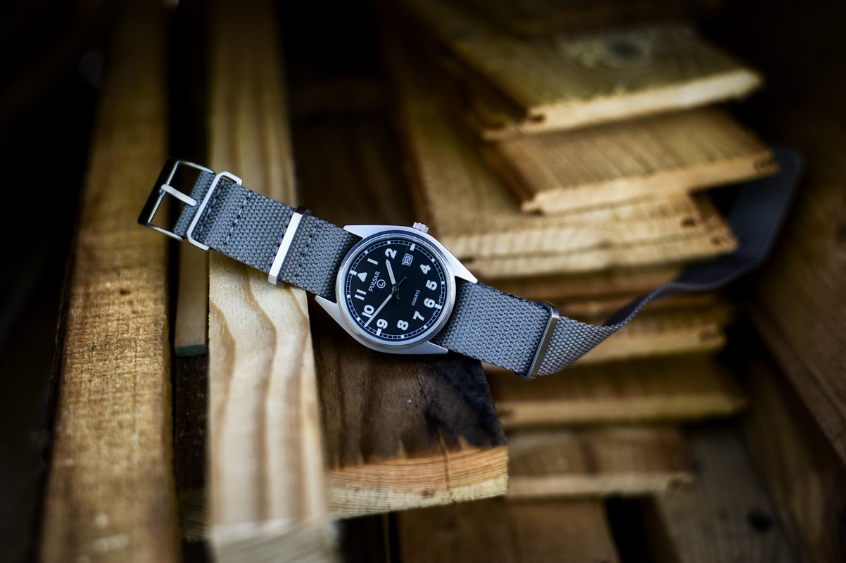 Feu de field watches D3-S2631-4