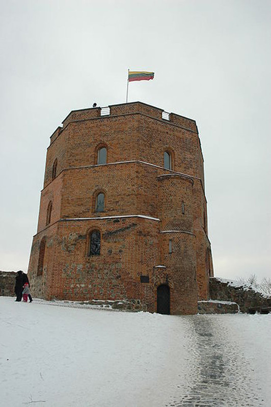 [Image: Vilnius-5.jpg]