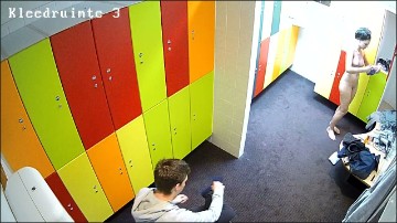 [Image: Voyeur40215131506.jpg]