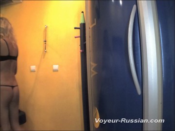 [Image: Voyeur59295105744.jpg]