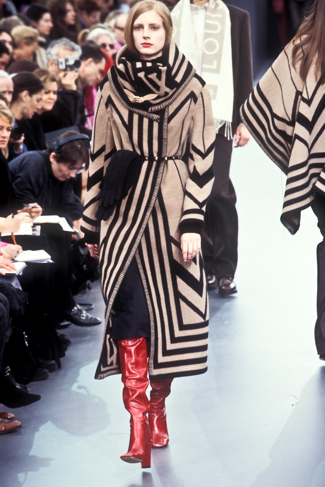 Fashion Classic: Louis VUITTON Fall/Winter 1999