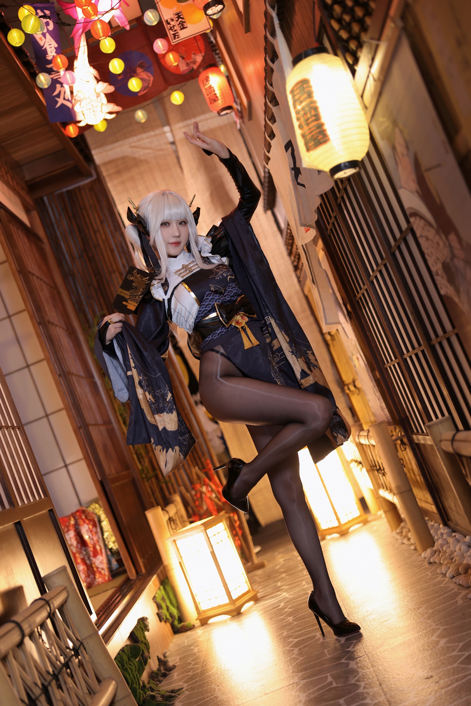 无影喵喵 NIKKE 胜利女神 布兰儿 Cosplay 写真＋视频合集｜高清大图（100P｜7V｜3.06GB）插图6