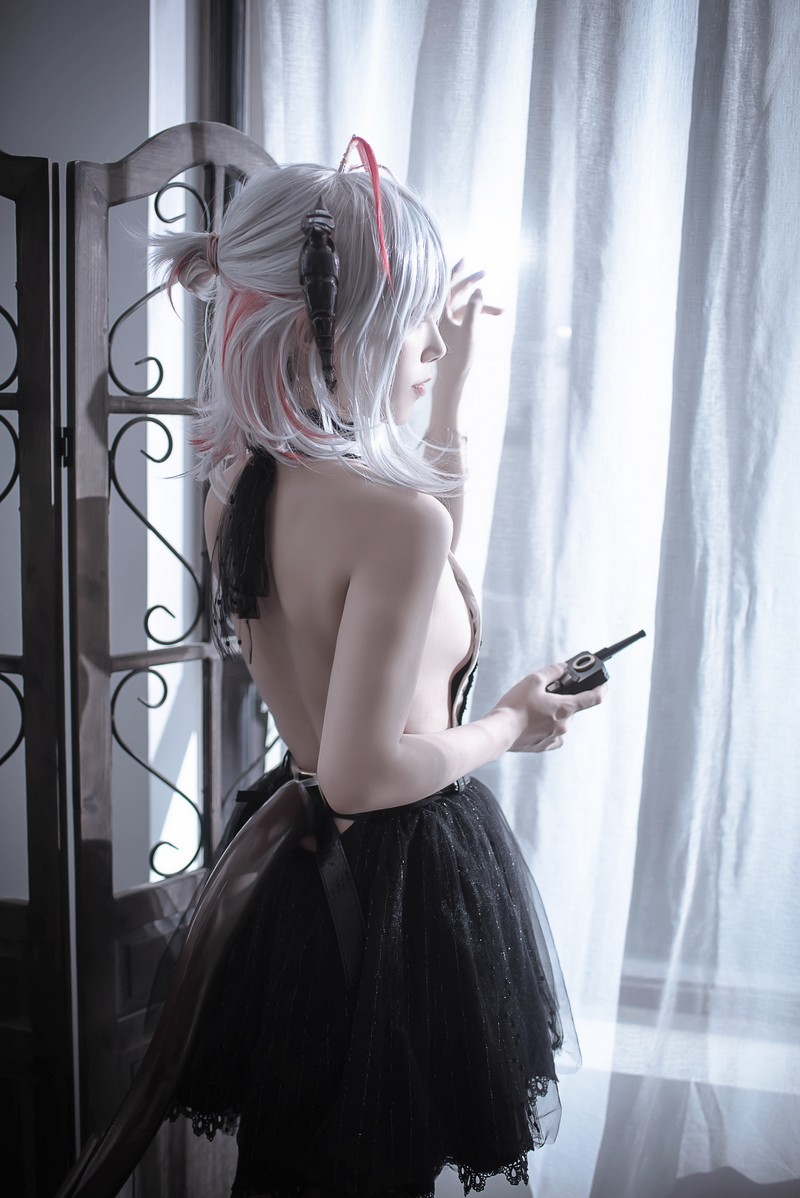 切切Celia 明日方舟 W 礼服 Cosplay 高清写真 20P插图5