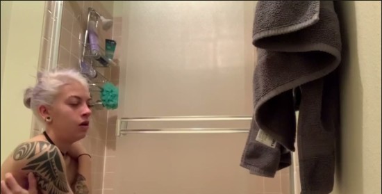[Image: Voyeur18925121020.jpg]