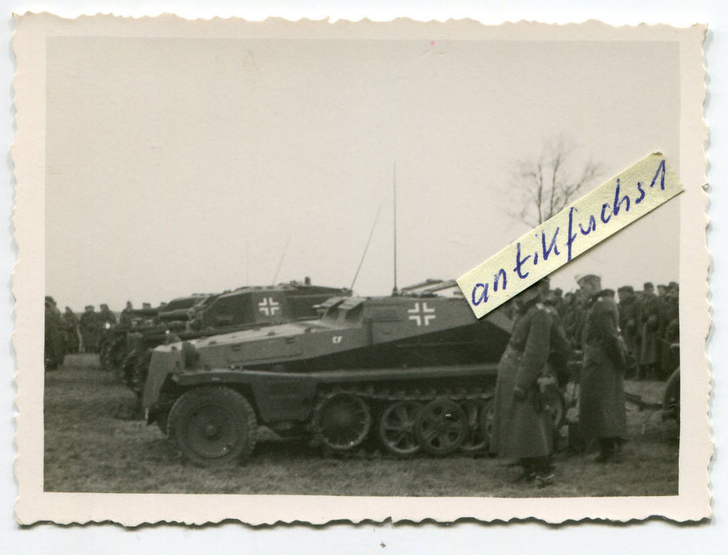 WH-Muni-Schützen-Panzer und Panzer-Sturmgeschütz