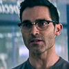 Tyler Hoechlin SL Clark Glasses 3 04 171