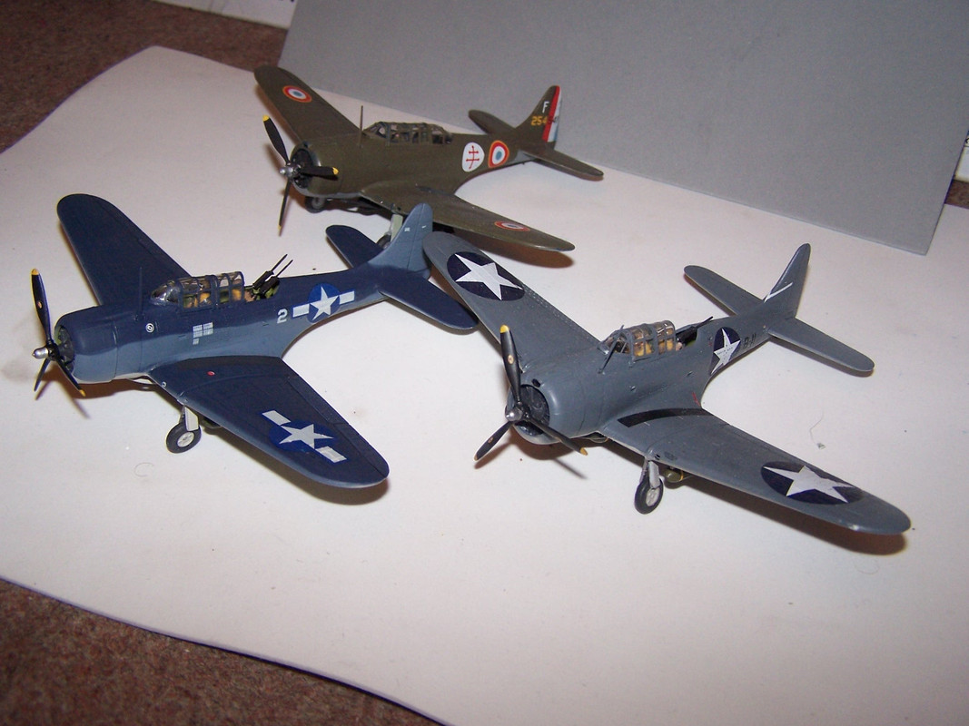 Airfix_Dauntless3P