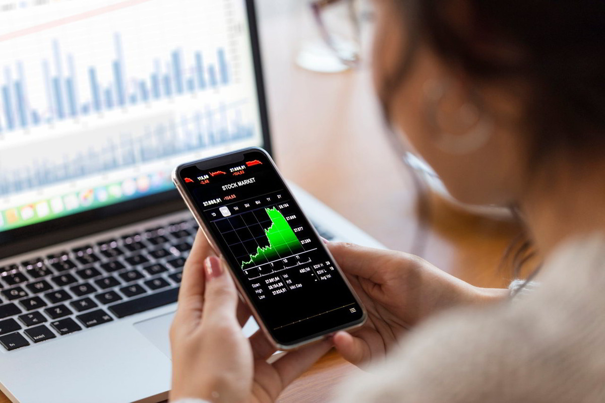 Trend Millennials: investire Soldi in Criptovalute senza appoggio professionisti
