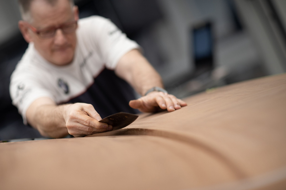 P90458283_highRes_the-new-bmw-7-series