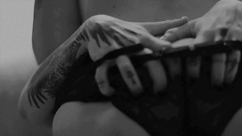1538661302-YXVwpp.gif