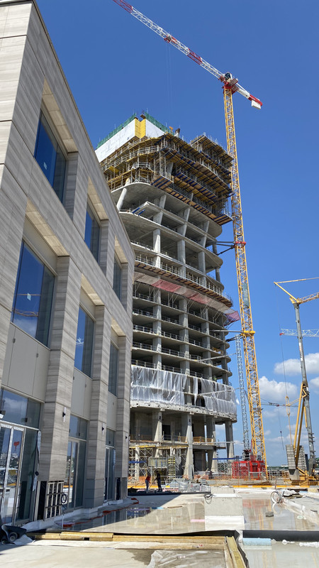 AADEE6B9-5187-4DB2-9A19-2439949D1599