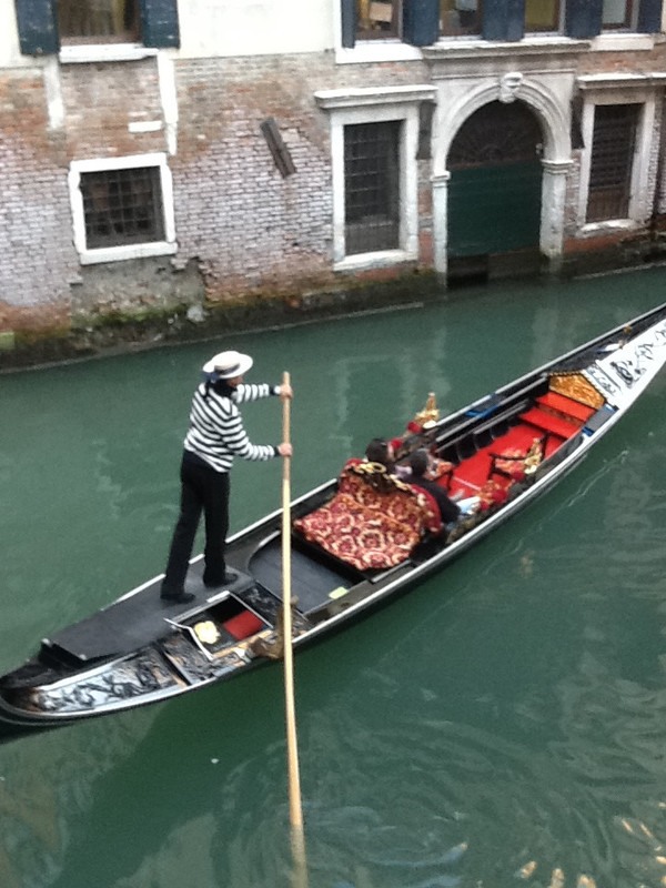 E2D1F0A1-10AB-4E65-B487-B6413A406B50