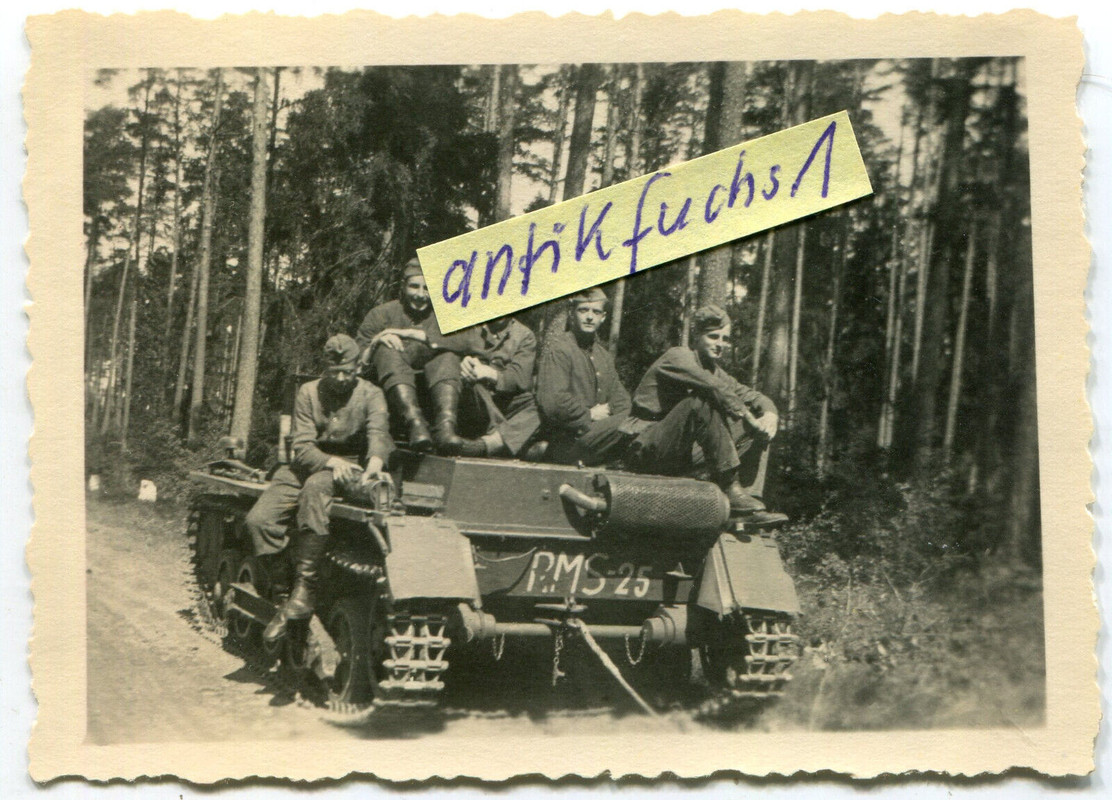 Foto - 1 - Panzer mit Sonder-Aufbau der Reichs-Motor-Schule Lyck in Ostpreußen