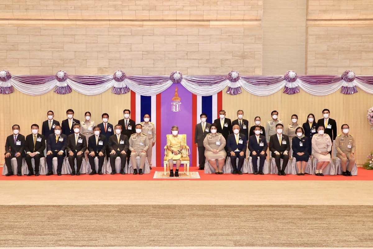 52BBE624-AF07-47E1-82DA-04B1BD176F98