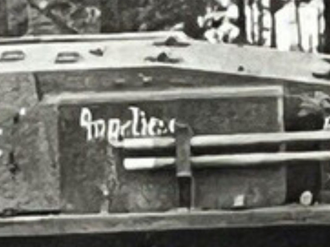 7DA944DF-FBF7-4B22-A930-B38E2D94ADFF