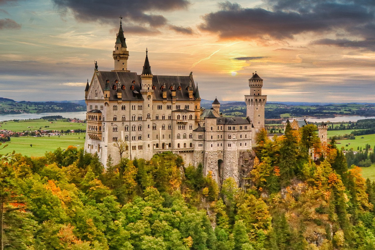 Neuschwanstein-Castle-the-best-place-to-visit-in-Schwangau-Germany-2.jpg