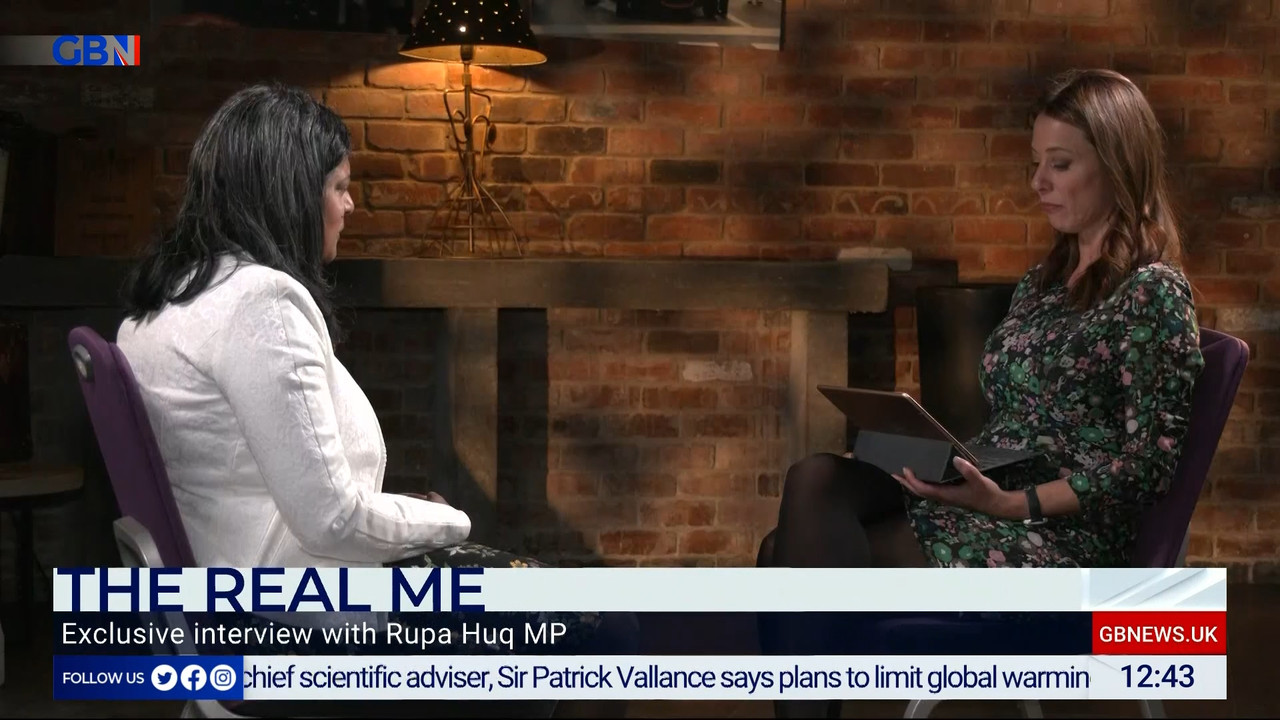 10.28 - 12.00.00 - The Briefing With Gloria De Piero. Your must-watch....ts_snapshot_44.22.235