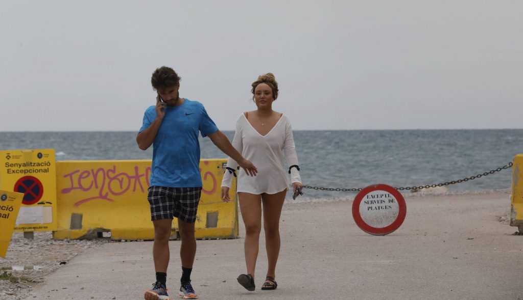 Charlotte-Crosby-Upskirt-Stars-Com-1-1024x683-10
