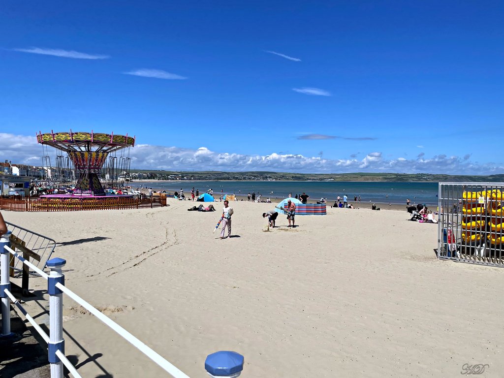weymout-beach-8.jpg