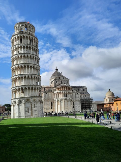 Respirar y saborear la Toscana. 9 días - Blogs de Italia - DIA 1. VALENCIA-PISA. SAN GIMIGNANO: LA MANHATTAN DE LA EDAD MEDIA. (2)