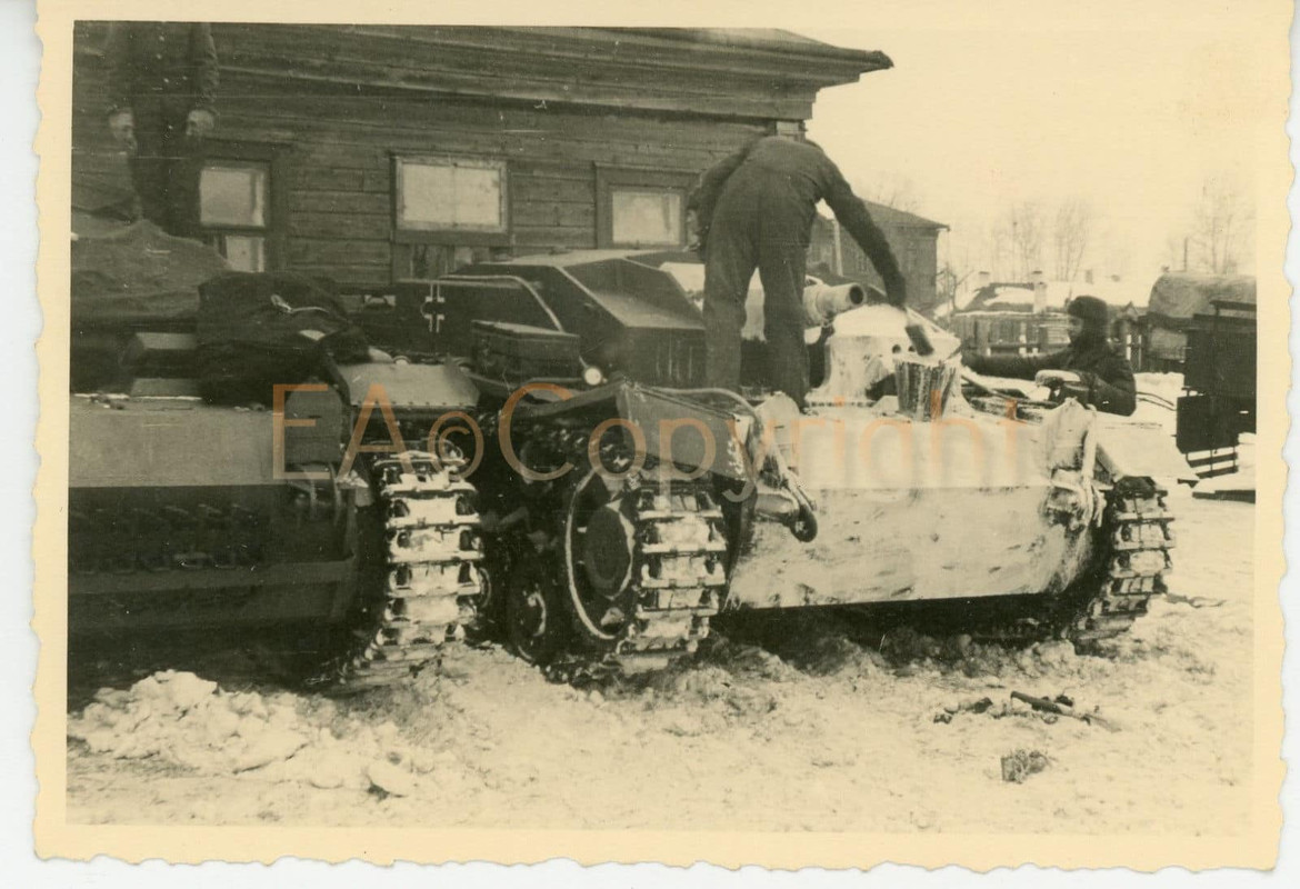 StuG Sturmgeschütz Panzer Tank Russland Foto5